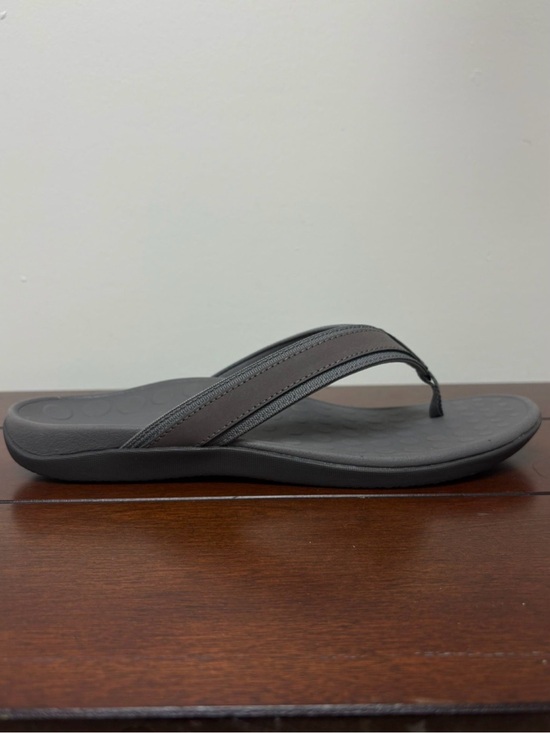 Vionic Tide II Charcoal Gray Flip-Flop Sandal 13 main image 6